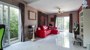 *****บ้านแฝดมือสองนนทบุรี ม.เพอร์เฟคพาร์ค บางบัวทอง จากแบรนด์ Property Perfect เนื้อที่ 36.70 ตร.ว. ฟังก์ชัน 3 ห้องนอน 2 ห้องน้ำ ต่อเติมครบครัน พร้อมอยู่ โดดเด่น มีสไตล์เป็นของตัวเอง ใกล้รถไฟฟ้าสายสีม่วง "สถานีคลองบางไผ่" และทางด่วนกาญจนาภิเษก